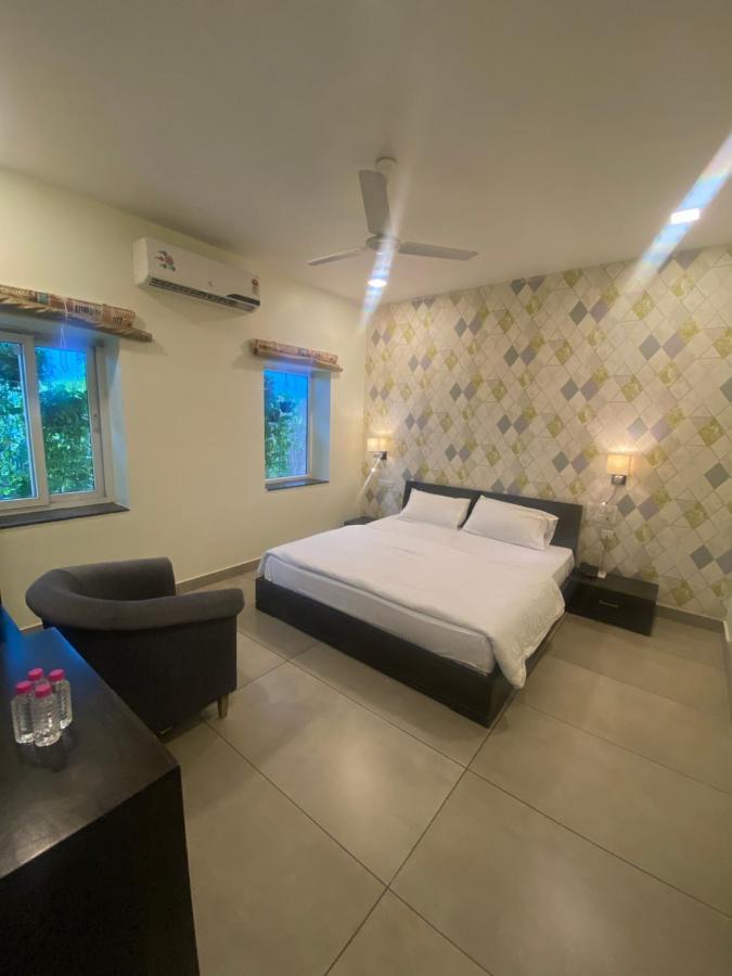 Hotel Cedar Jaipur Buitenkant foto